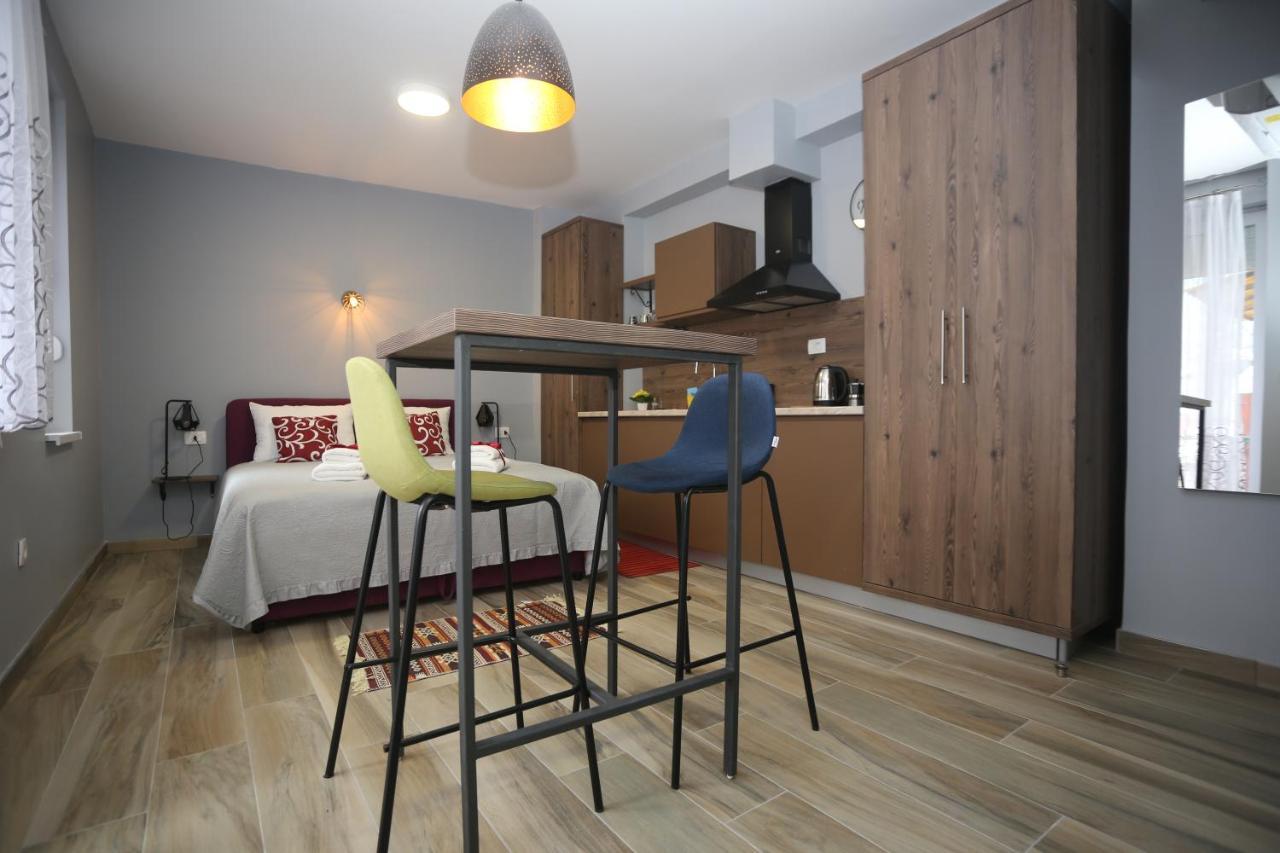 Romantica Apartments SJJ Esterno foto